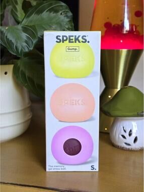 NIB Speks Original Gump Memory Stress Ball - Warm - Set of 3